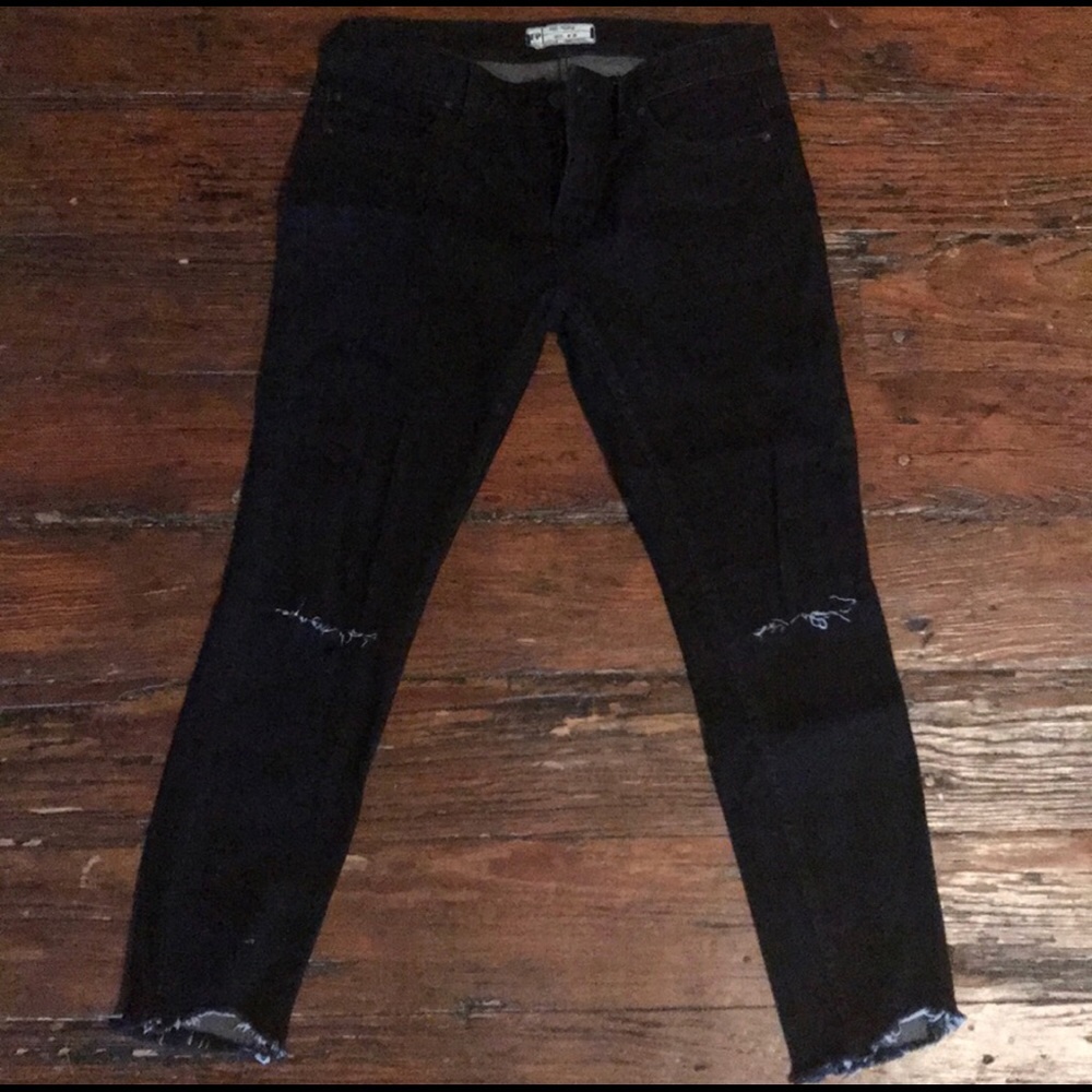 Free people distressed black denim euc